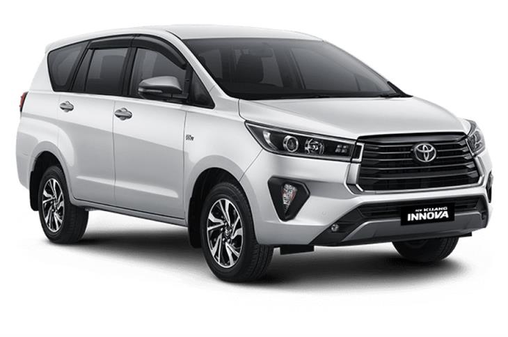 INNOVA CRYSTA